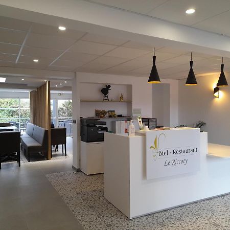 Hotel Le Riccoty Blyes Buitenkant foto